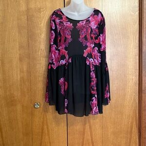 Free People Black and Pink Tunic Size SM NWT!